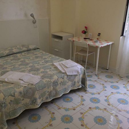 Albergo Oasi Naples Luaran gambar