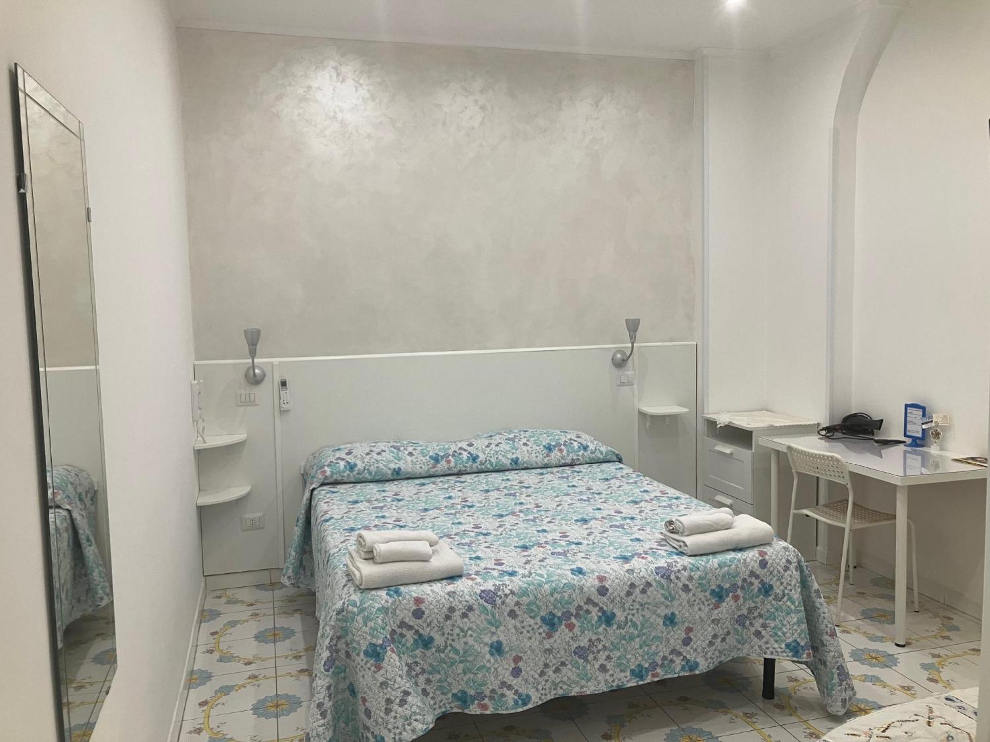 Albergo Oasi Naples Luaran gambar