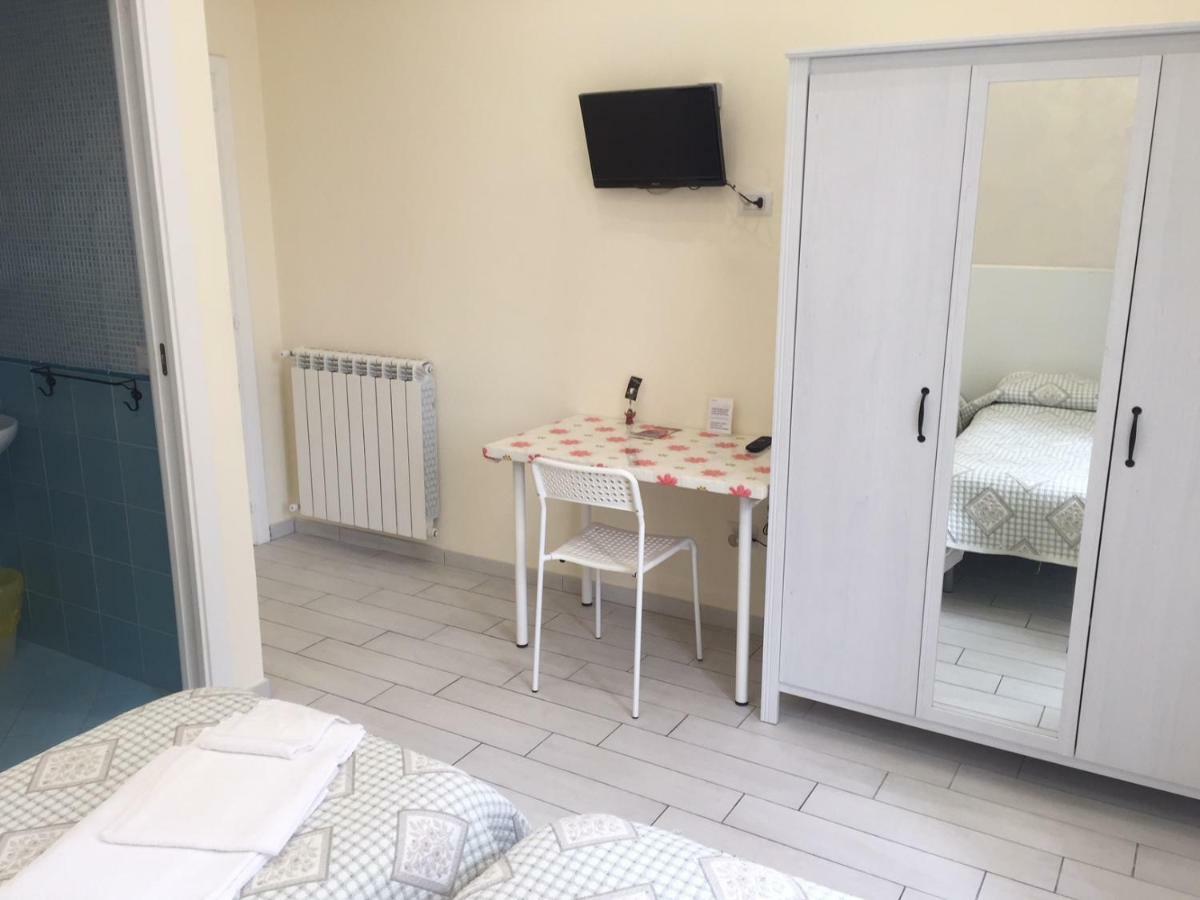 Albergo Oasi Naples Luaran gambar