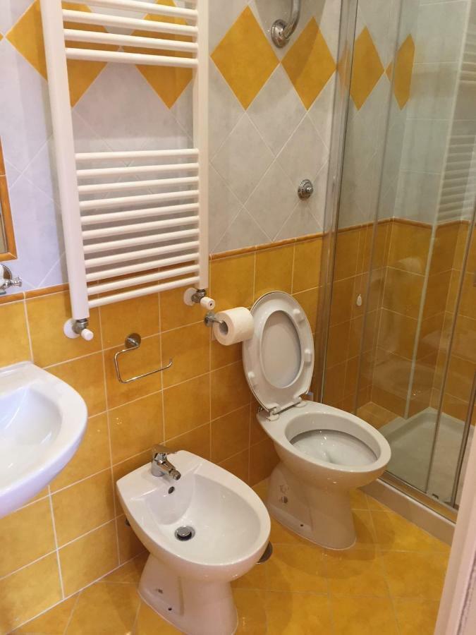 Albergo Oasi Naples Luaran gambar