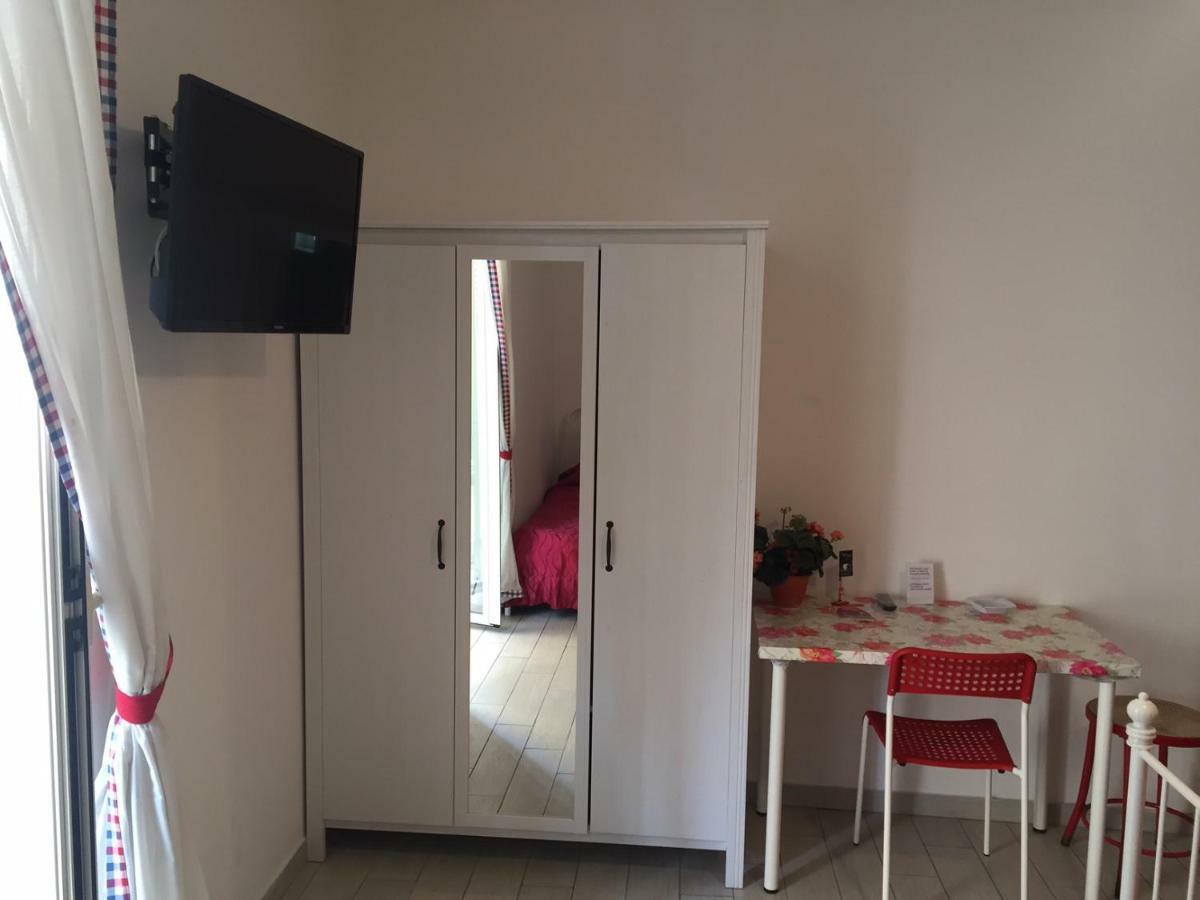 Albergo Oasi Naples Luaran gambar