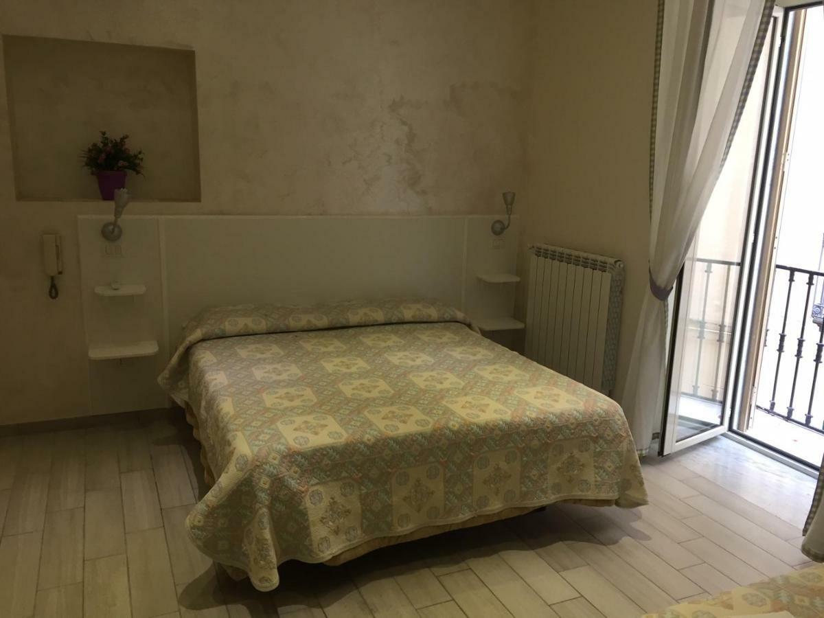 Albergo Oasi Naples Luaran gambar
